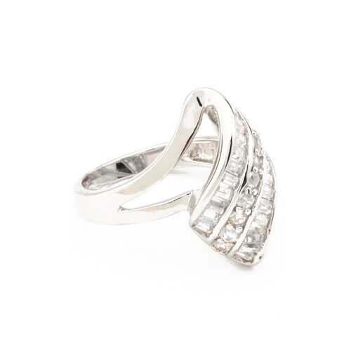 Кольцо женское YOUKON MR 0768 серебряное р.18,5 в Black Star Wear